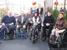 Carmona se compromete ante las organizaciones de la discapacidad a transformar Madrid en una “ciudad sin barreras”