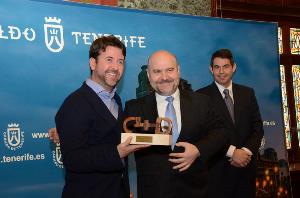 Carlos Enrique Alonso recibe el Premio cermi.es 2014 