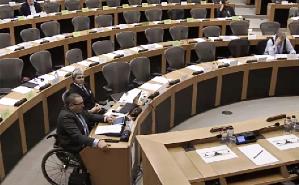 Óscar Moral, asesor jurídico del CERMI durante su comparecencia en el Parlamento Europeo