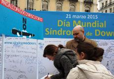 Recogida de firmas contra el copago en el acto del Día Mundial del Síndrome de Down