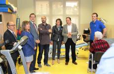 Mariano Rajoy, y la Candidata a la Alcaldía de Logroño, Cuca Gamarra, visitan el centro de ASPACE en la capital riojana, y se reúnen con responsables del CERMI