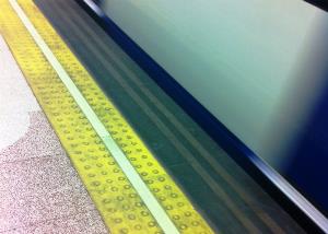 Andenes bien señalizados en Metro de Madrid