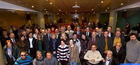 Foto de familia en la celebración de la entrega del Premio cermi.es a 'No solo discapacidad'