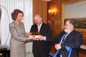 Una delegación del CERMI ha entregado el premio cermi.es extraordinario a la Reina Doña Sofía (Imagen © Casa de S.M. el Rey)