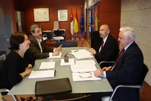 La Junta y CERMI Castilla-La Mancha promueven la defensa de los derechos de consumidores con discapacidad