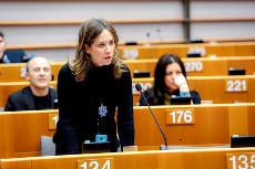 Marina Albiol, Diputada de Izquierda Unida en el Parlamento Europeo y portavoz de la delegación de la Izquierda Plural