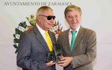 Antonio Bes recibe el título de Zaragozano Ejemplar 2016
