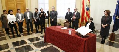 El Presidente de Aragón, Javier Lambán, y la presidenta de CERMI Aragón, Marta Valencia, firman un protocolo de colaboración para el desarrollo de acciones que afectan a la discapacidad