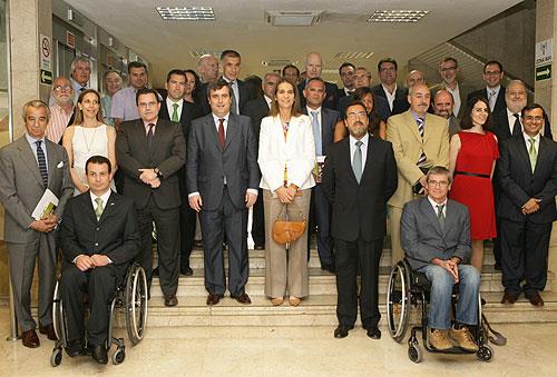 Foto de familia de los miembros de la Asamblea del Comité Paralímpico Español