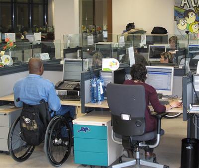Personas con discapacidad en un CEE