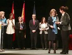 Ana Peláez recoge el galardón de la Fundación CERMI Mujeres por su lucha contra la violencia machista