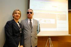 Mª Teresa Fernández, directora de la Obra Social de IberCaja, y José Antonio Bes, el secretario general de CERMI-Aragón