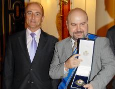 Miguel Sebastián, ministro de Industria, Turismo y Comercio, junto a Luis Cayo Pérez Bueno, presidente del CERMI