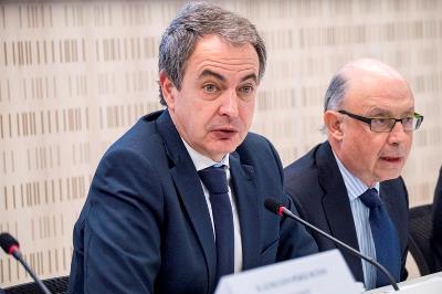 José Luis Rodríguez Zapatero, presidente del Foro de Contratación Socialmente Responsable y Cristobal Montoro, Ministro de Hacienda y Función Pública