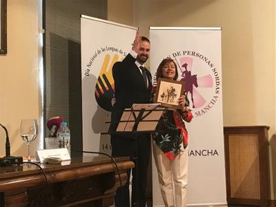 CERMI Castilla-La Mancha recibe el Reconocimiento como entidad amiga de la Comunidad sorda por parte de Fesormancha