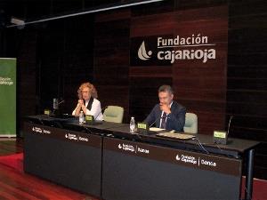 Manuela Muro Ramos, presidenta de CERMI La Rioja ha inaugurado la Jornada sobre ‘La figura del asistente personal’