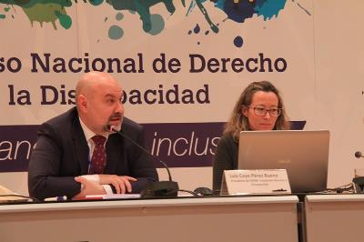 Mesa Inés de Araoz y Luis Cayo Pérez dentro del II Congreso Nacional del Derecho de la Discapacidad