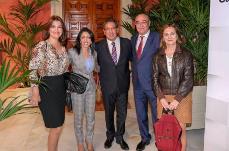Representantes del CERMI Andalucía con la presidenta del Parlamento andaluz, Marta Bosquet