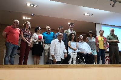 Foto de familia de CERMI Andalucía tras la elección del nuevo presidente