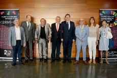 Foto de familia del CERMI CV con el presidente de la Generalitat valenciana, Ximo Puig