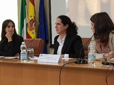 la vicepresidenta ejecutiva de cermi MUJERES, Ana Peláez, durante el curso ‘Actualización en Psiquiatría Forense. Valoración de la capacidad civil y del internamiento involuntario’