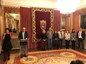 El alcalde de Pamplona, en la Presentación en el ayuntamiento de Pamplona del III Foro Social de Mujeres y Niñas con Discapacidad