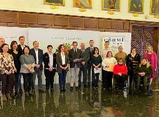 CERMI Aragón celebra el día de la discapacidad con la lectura del manifiesto del CERMI ‘SOS soledad, yo también cuento’ en el Ayuntamiento de Zaragoza