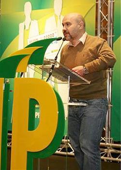 Luis Cayo Pérez, durante su intervención en el acto de UP