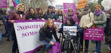 Mujeres con discapacidad en la manifestación del 8M