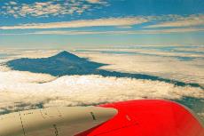 El Teide, visto desde un avión.