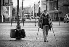 El CERMI plantea a la Seguridad Social propuestas de mejora de la regulación de la jubilación anticipada de trabajadores con discapacidad (Foto: Fpictures)