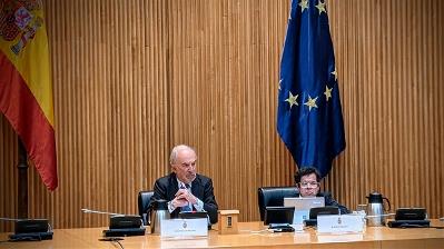 El director de la Real Academia Española, Santiago Muñoz, junto a Jesús Martín Blanco, director del Real Patronato sobre Discapacidad y director general de Derechos de las Personas con Discapacidad