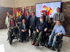 Foto de familia en la presentación del Plan Adapta Madrid 2022 con CERMI Comunidad de Madrid	