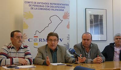 Representantes del CERMI CV explican en rueda de prensa la decisión del Comité Ejecutivo