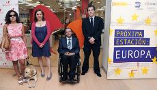 Foto de familia de la mesa redonda “El modelo español como paradigma en la futura legislación europea sobre accesibilidad de los Sitios Web”