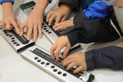 El sistema Braille.