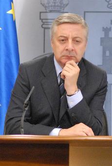 José Blanco, ministro de Fomento y ministro Portavoz del Gobierno, durante la rueda de prensa posterior al Consejo de Ministros