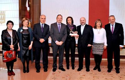 Manuela Muro, presidenta del CERMI La Rioja, en la entrega del Premio cermi.es al ayuntamiento de Logroño