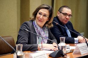 Sonia Gumpert, vicepresidenta del Consejo General de la Abogacía Española; y Óscar Moral, asesor jurídico del CERMI