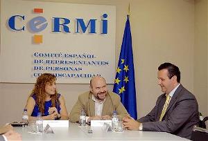 Reunión en la sede del CERMI con Ignacio Tremiño, nuevo director general de políticas   de apoyo a la discapacidad del ministerio de Sanidad, Servicios Sociales e Igualdad