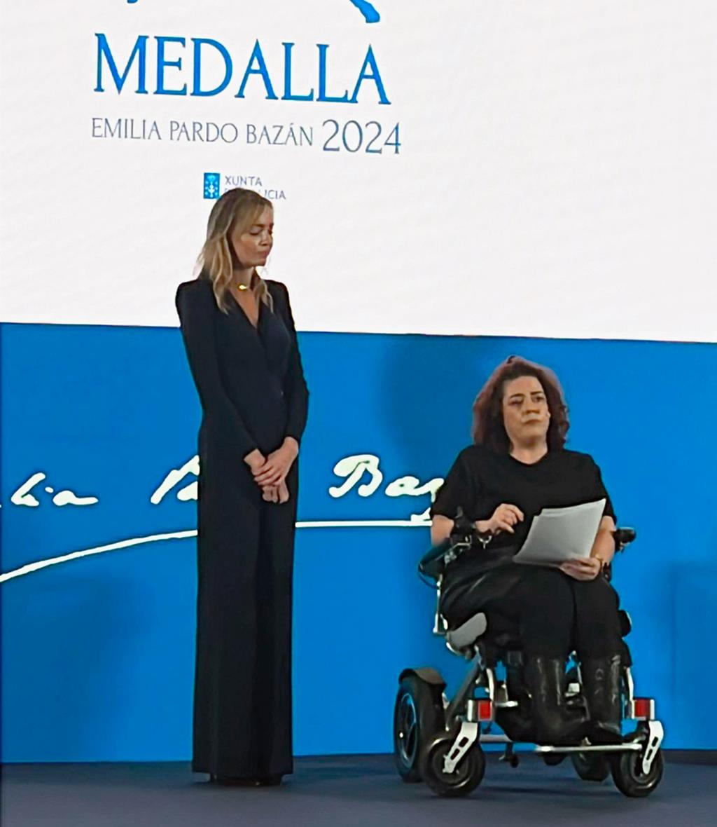 ACADAR recibe la Medalla Emilia Pardo Bazán