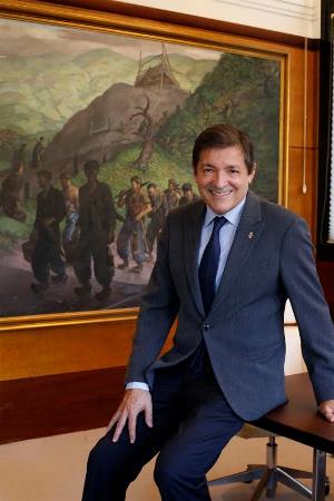 Javier Fernández, presidente del Principado de Asturias