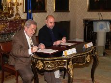 El CERMI firma un convenio con el Ministerio de Hacienda y Administraciones Públicas para eliminar cargas administrativas a las personas con discapacidad