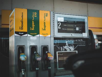 Surtidores en una gasolinera.