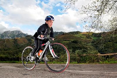 Felipe Orviz en bicicleta