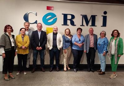 Foto de familia de miembros del jurado de los Premios cermi.es 2022