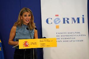 Yolanda Díaz, vicepresidenta segunda del Gobierno y ministra de Trabajo y Economía Social, en la ceremonia de entrega del premio cermi.es