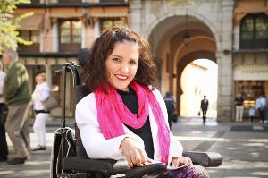 Virginia Felipe, senadora de Podemos con discapacidad