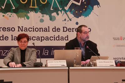 Mesa Pepa Torres y Javier Miranda dentro del II Congreso Nacional del Derecho de la Discapacidad