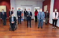 Foto de familia en la entrega del 'Premio cermi.es 2020’ a Plena Inclusión Madrid en la categoría de Mejor Práctica de cooperación asociativa